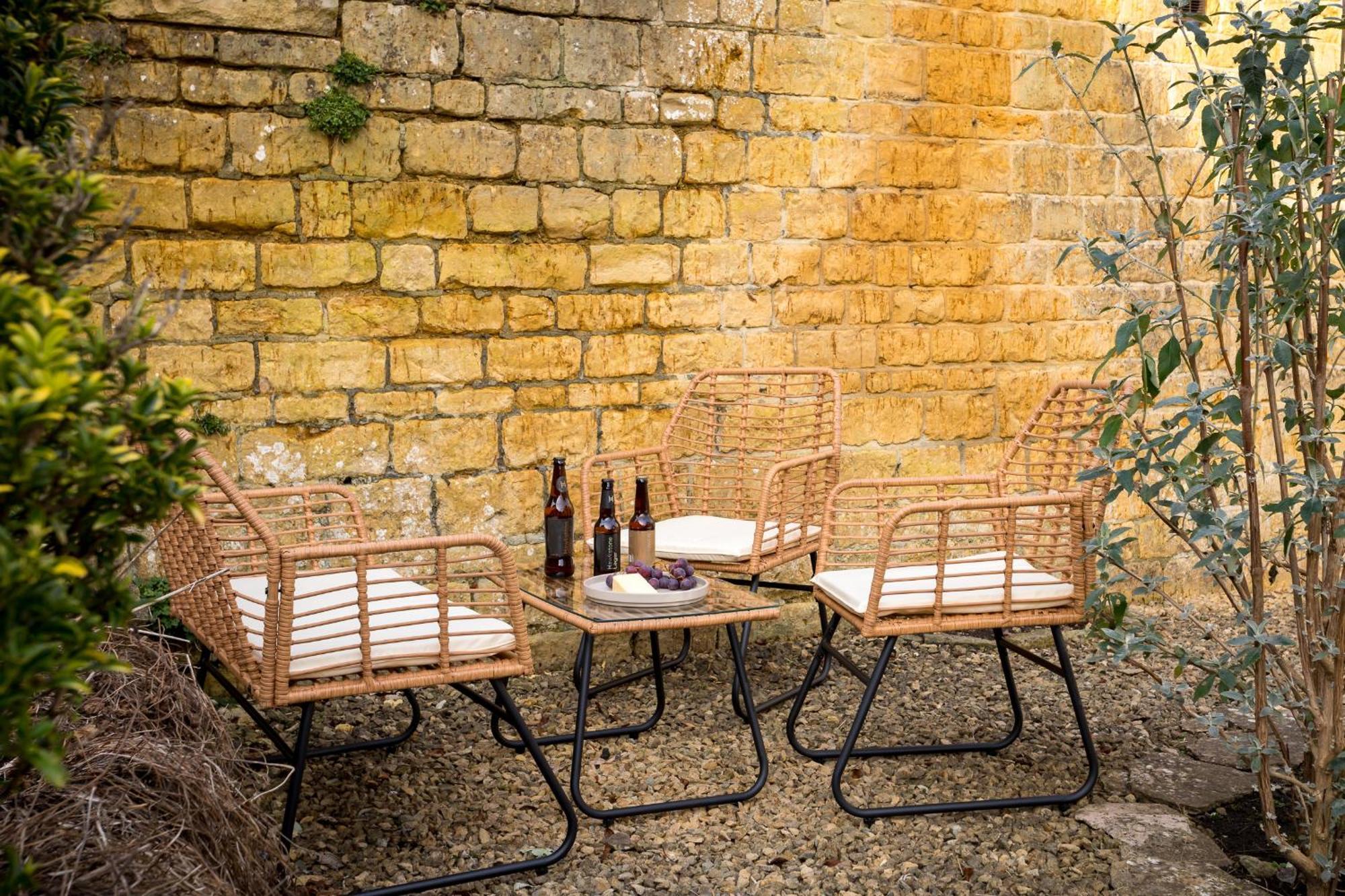 Bourton Scandi Chic Authentic Cottage Bagian luar foto