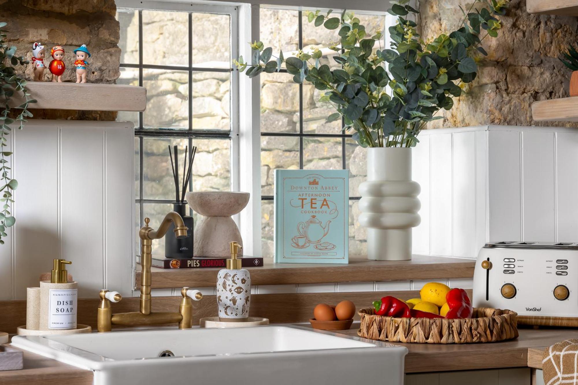 Bourton Scandi Chic Authentic Cottage Bagian luar foto